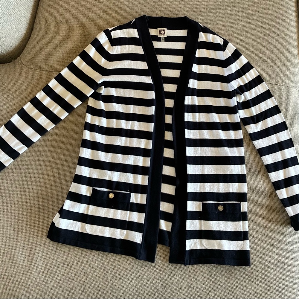 Anne Klein Women’s M Blue and Cream Striped Sweater